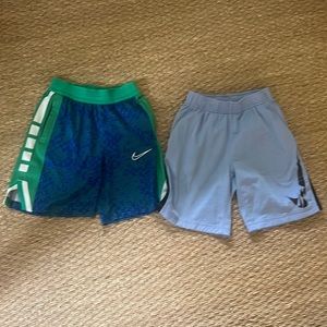 2 pairs of Nike boys shorts size medium